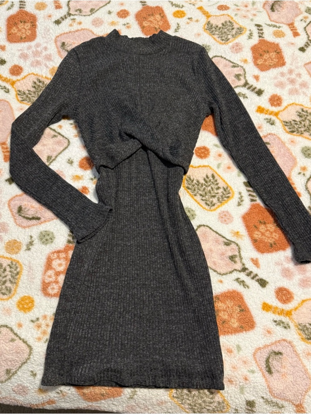 Bozzolo Charcoal Gray Ribbed Long-Sleeve Knit Dress